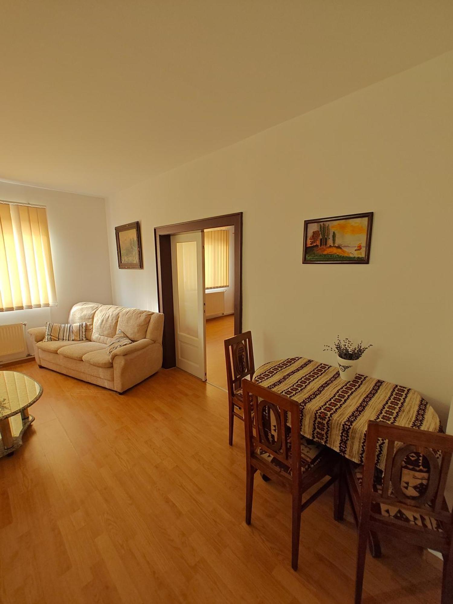 Transsylvanian Wolves Apartment Sibiu Bagian luar foto