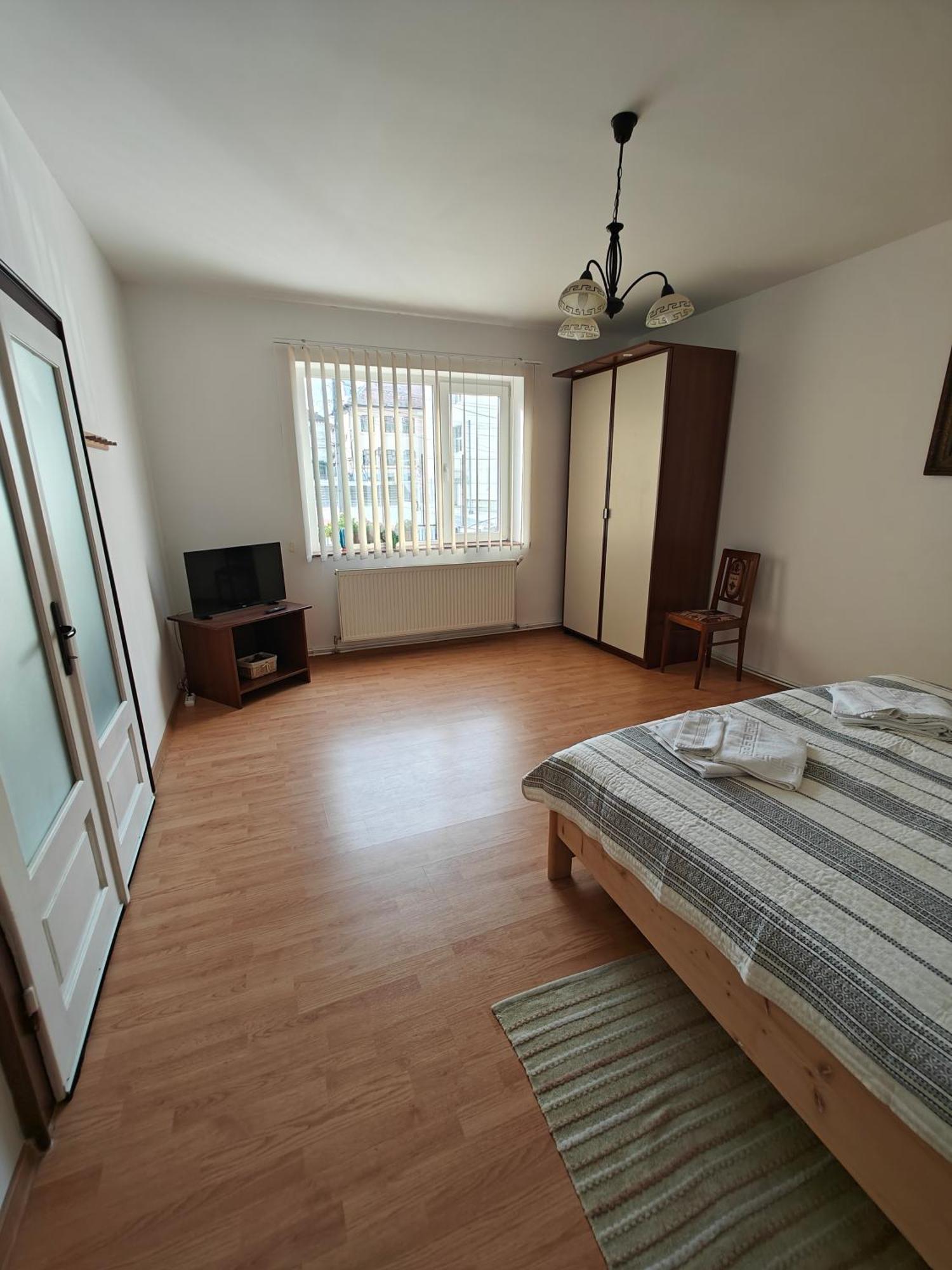 Transsylvanian Wolves Apartment Sibiu Bagian luar foto
